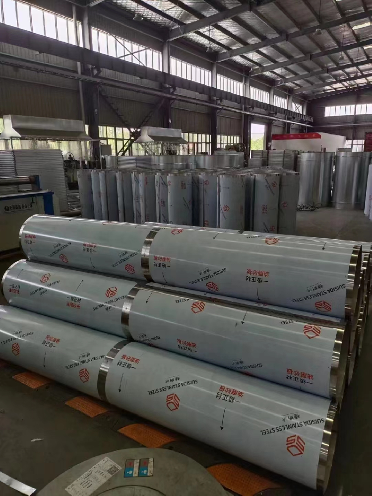 武漢不（bú）鏽鋼風管加工廠（chǎng）分享通風管道的兩種通風方式