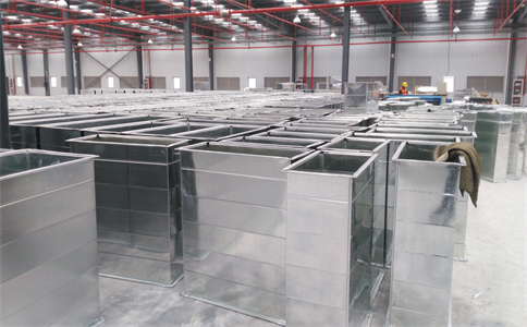 武漢不鏽鋼（gāng）通風管道加（jiā）工廠家談管道的分類安裝與（yǔ）清洗：