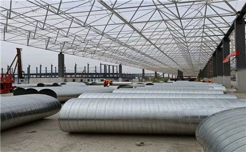 武漢通風管道加工廠帶大家了解一下通風風管（guǎn）分類和安裝：