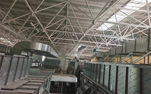 武漢不鏽鋼風管（guǎn）加（jiā）工廠分析不（bú）鏽鋼（gāng）風（fēng）管的布置要求有哪些？