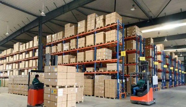 配送倉儲物流PPT_配送（sòng）倉儲物流包括哪些_物流倉儲配送